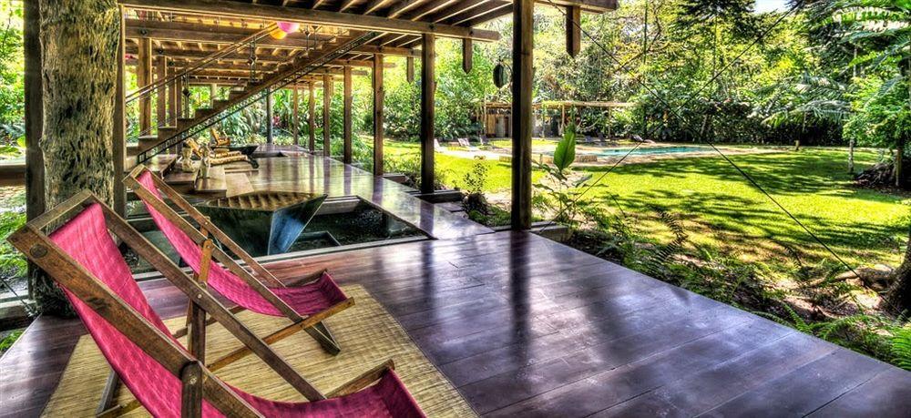 Iguana Lodge Beach Resort Puerto Jiménez エクステリア 写真