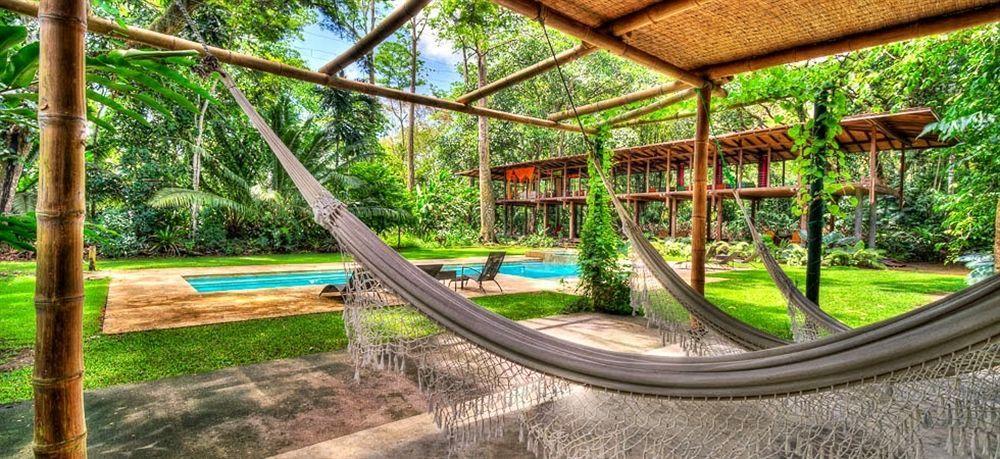 Iguana Lodge Beach Resort Puerto Jiménez エクステリア 写真