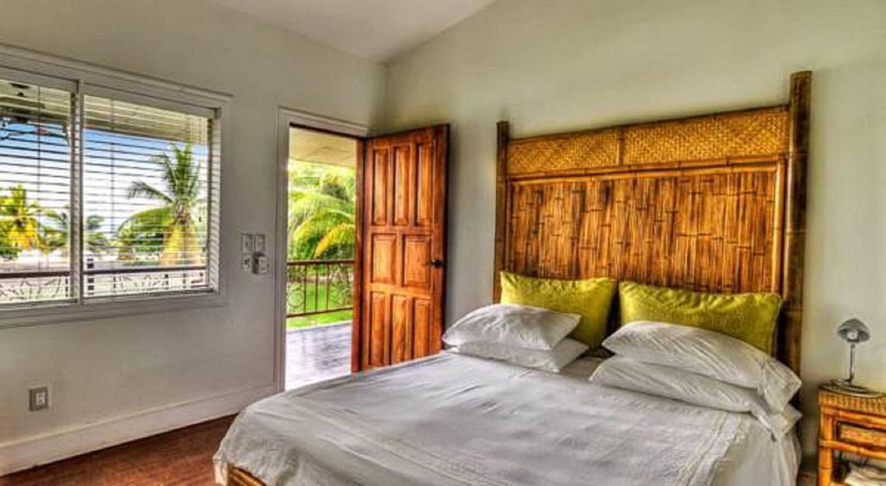 Iguana Lodge Beach Resort Puerto Jiménez エクステリア 写真